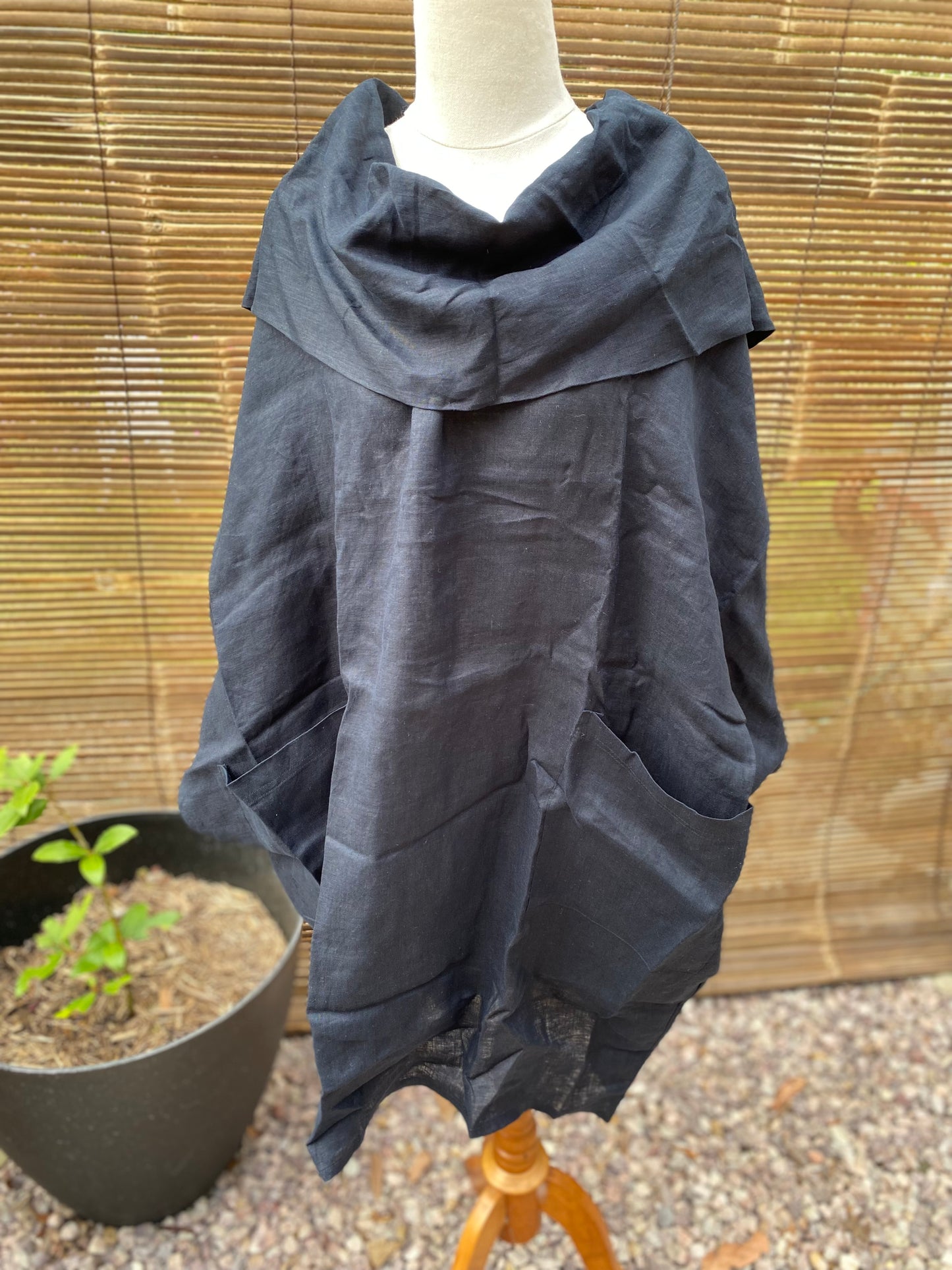 Zen tunic- Australian Designed Handmade Linen Clothing -Dragonfly Tasmania