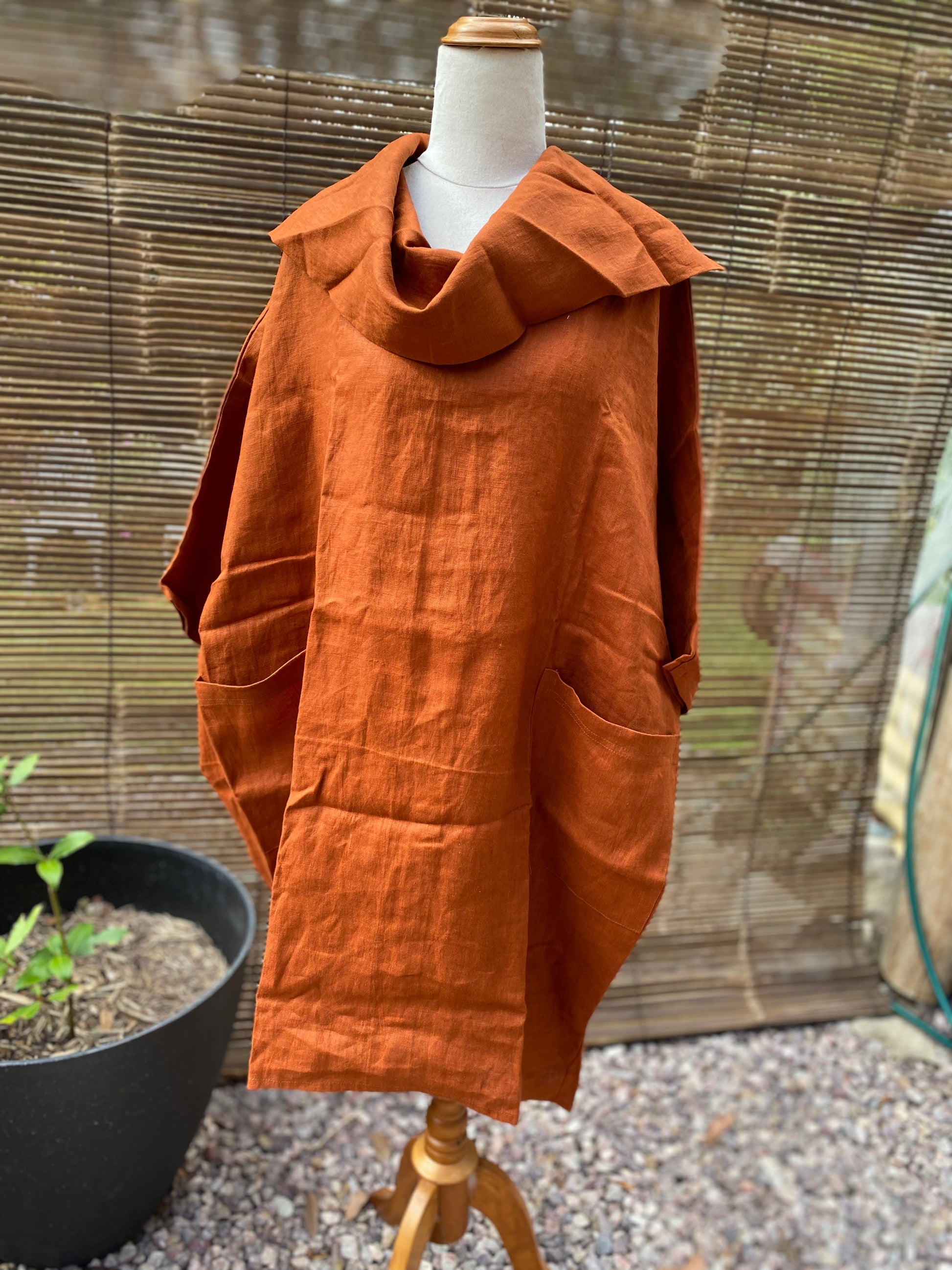 Zen tunic- Australian Designed Handmade Linen Clothing -Dragonfly Tasmania